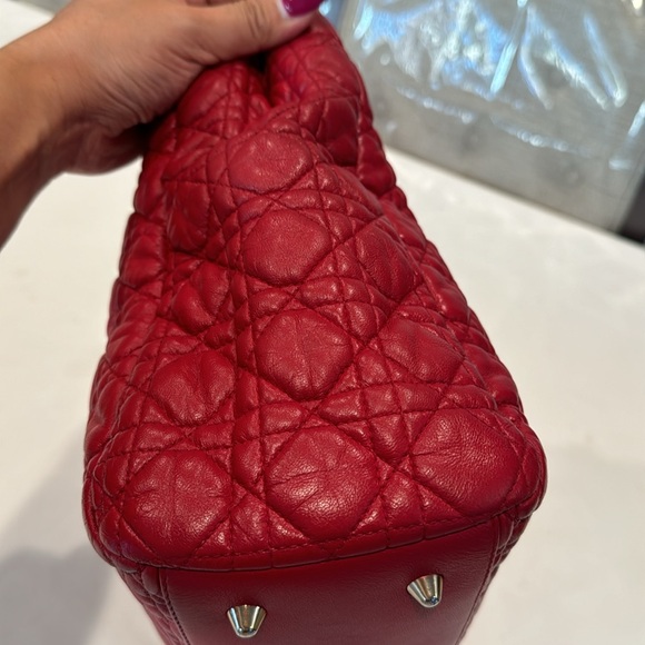 Authentic Dior Cannage chained tote bag - Picture 5 of 15